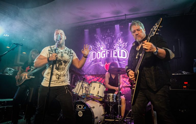 Dogfield - Live in Backyard Club